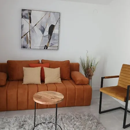 In Ljubac Mit Grossem Garten By Interhome Apartament Krneza