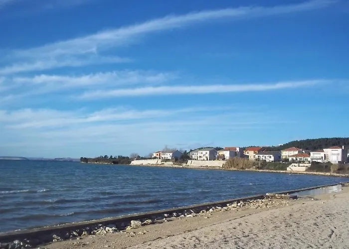 In Ljubac Mit Grossem Garten By Interhome 아파트